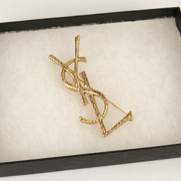 YSL Saint Laurent Opyum Textured Brooch, Gold-toned Brass - Picture 1 of 10